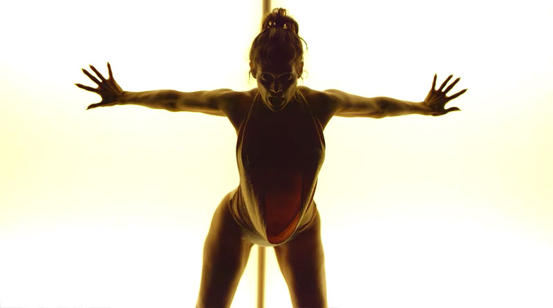 ДЖЕННИФЕР ЛОПЕС (Jennifer Lopez) - Куш (Booty). Смачный видео клип. Перевод песни.
