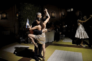 Барак Обама исполняет аргентинское танго