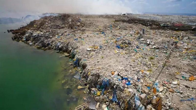 В Тихом океане появился пластиковый остров с официальным статусом  ВИДЕО